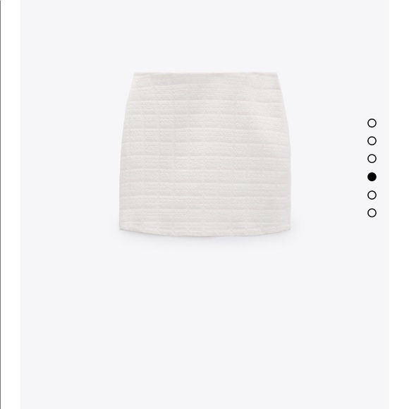 Zara sweatshirt and skirt bloggers fav - Picture 7 of 11